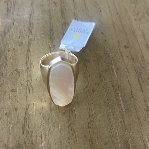 NEW Kendra Scott Kit Mother of Pearl Cocktail Ring